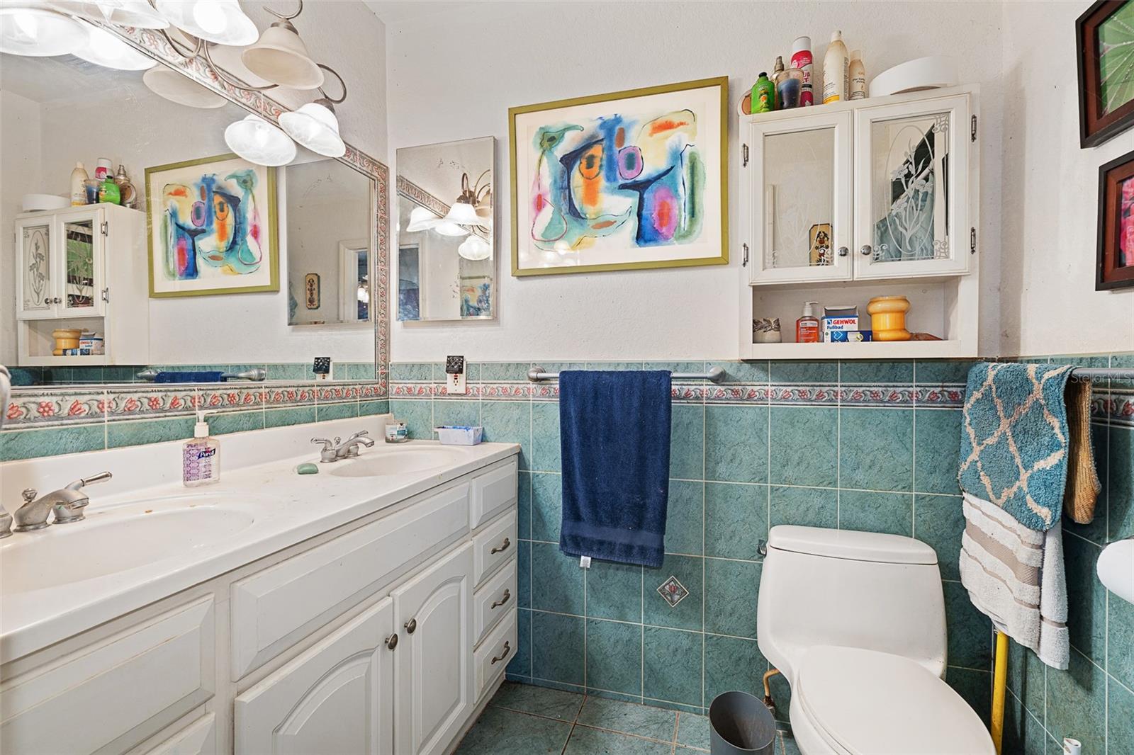 BRYANTS LAKE VIEW MANOR - Residential