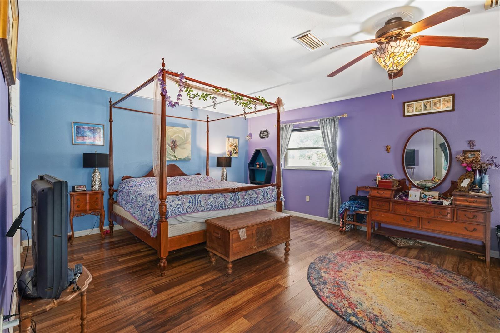 BRYANTS LAKE VIEW MANOR - Residential