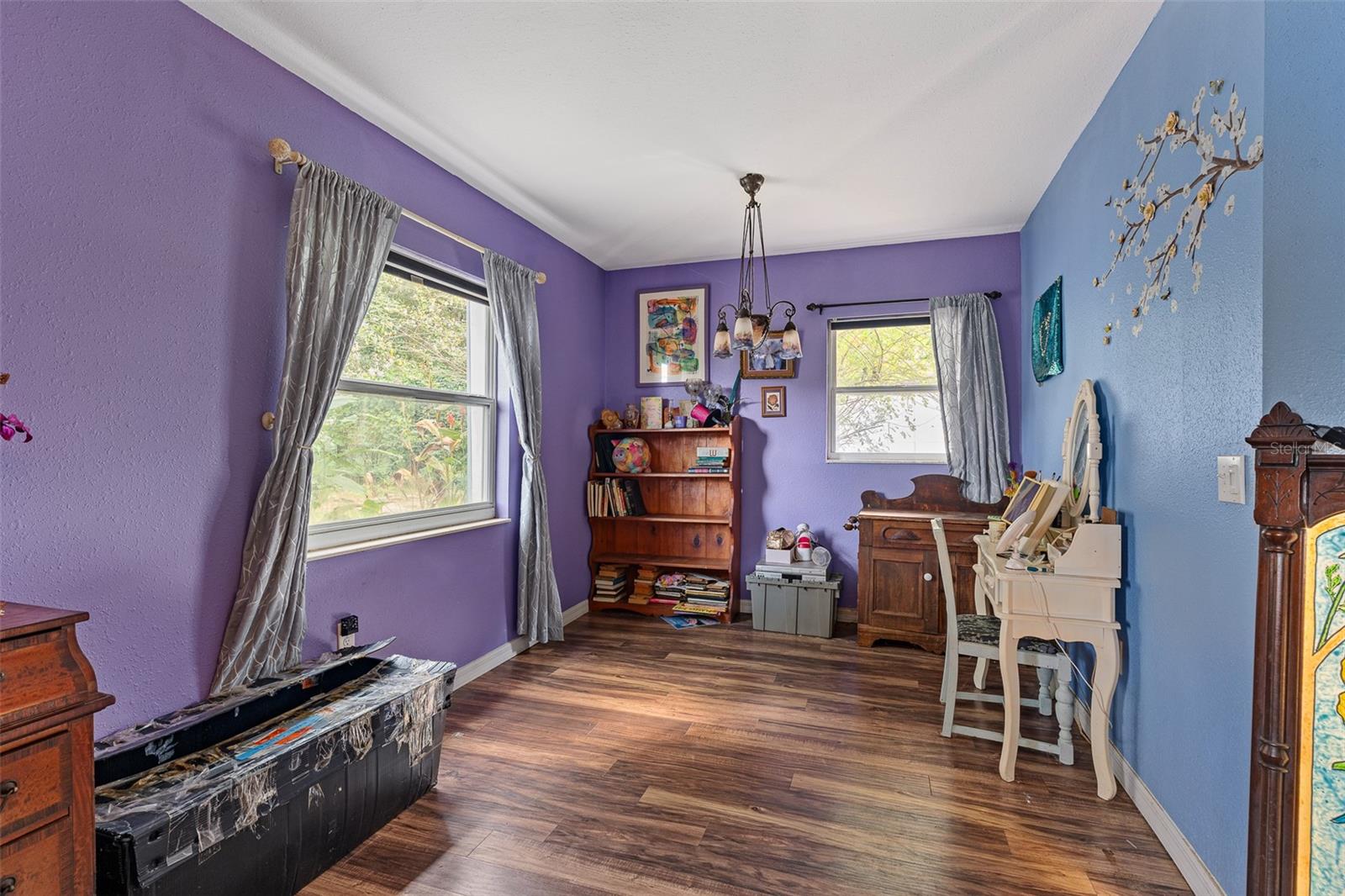 BRYANTS LAKE VIEW MANOR - Residential