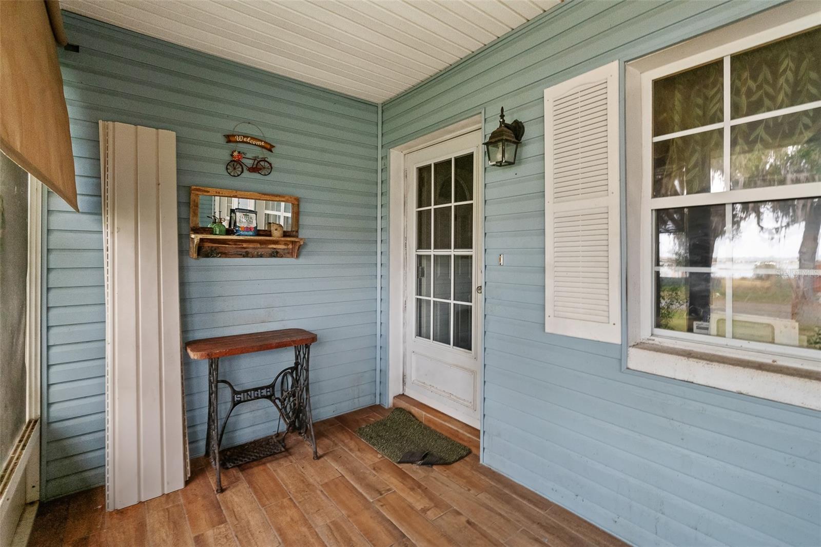 BRYANTS LAKE VIEW MANOR - Residential