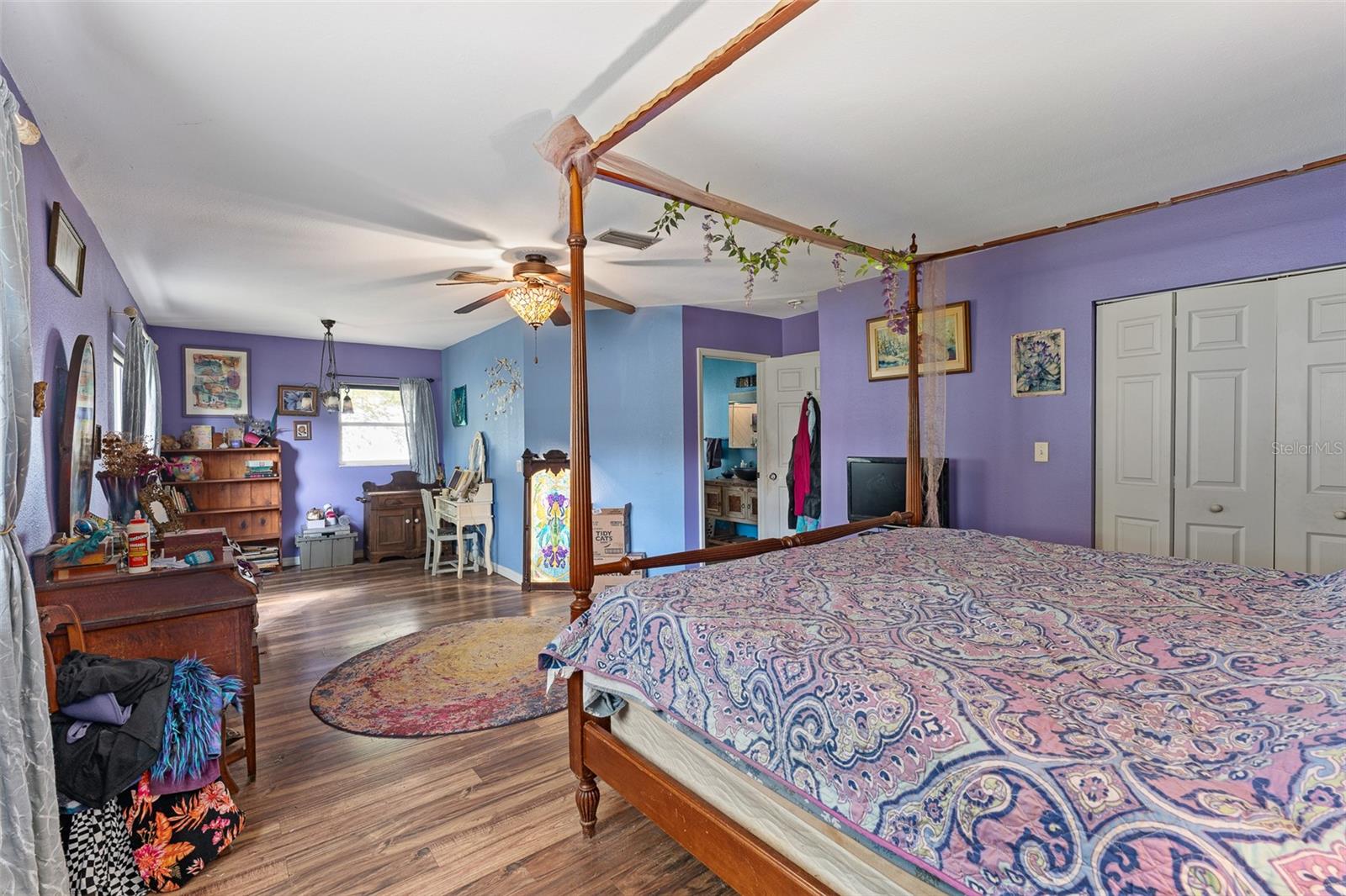 BRYANTS LAKE VIEW MANOR - Residential