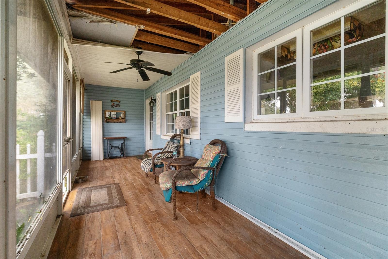 BRYANTS LAKE VIEW MANOR - Residential