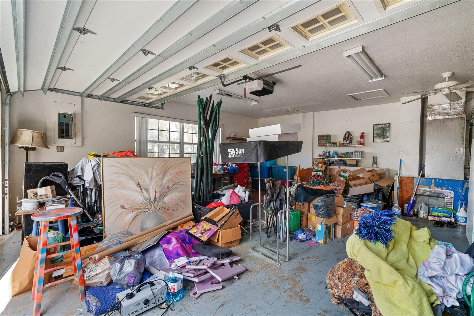 BRYANTS LAKE VIEW MANOR - Residential