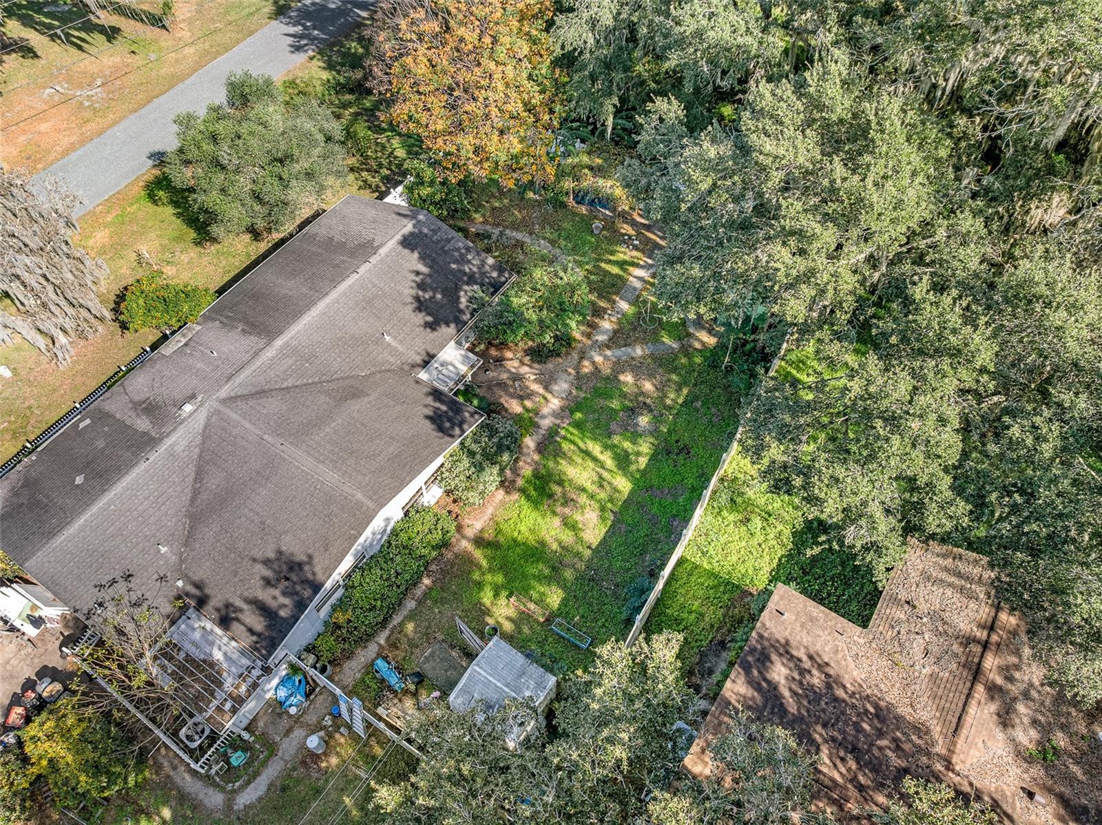 BRYANTS LAKE VIEW MANOR - Residential