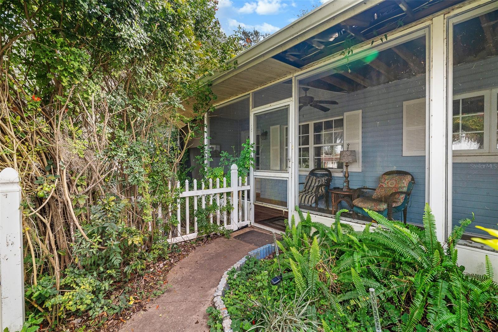 BRYANTS LAKE VIEW MANOR - Residential