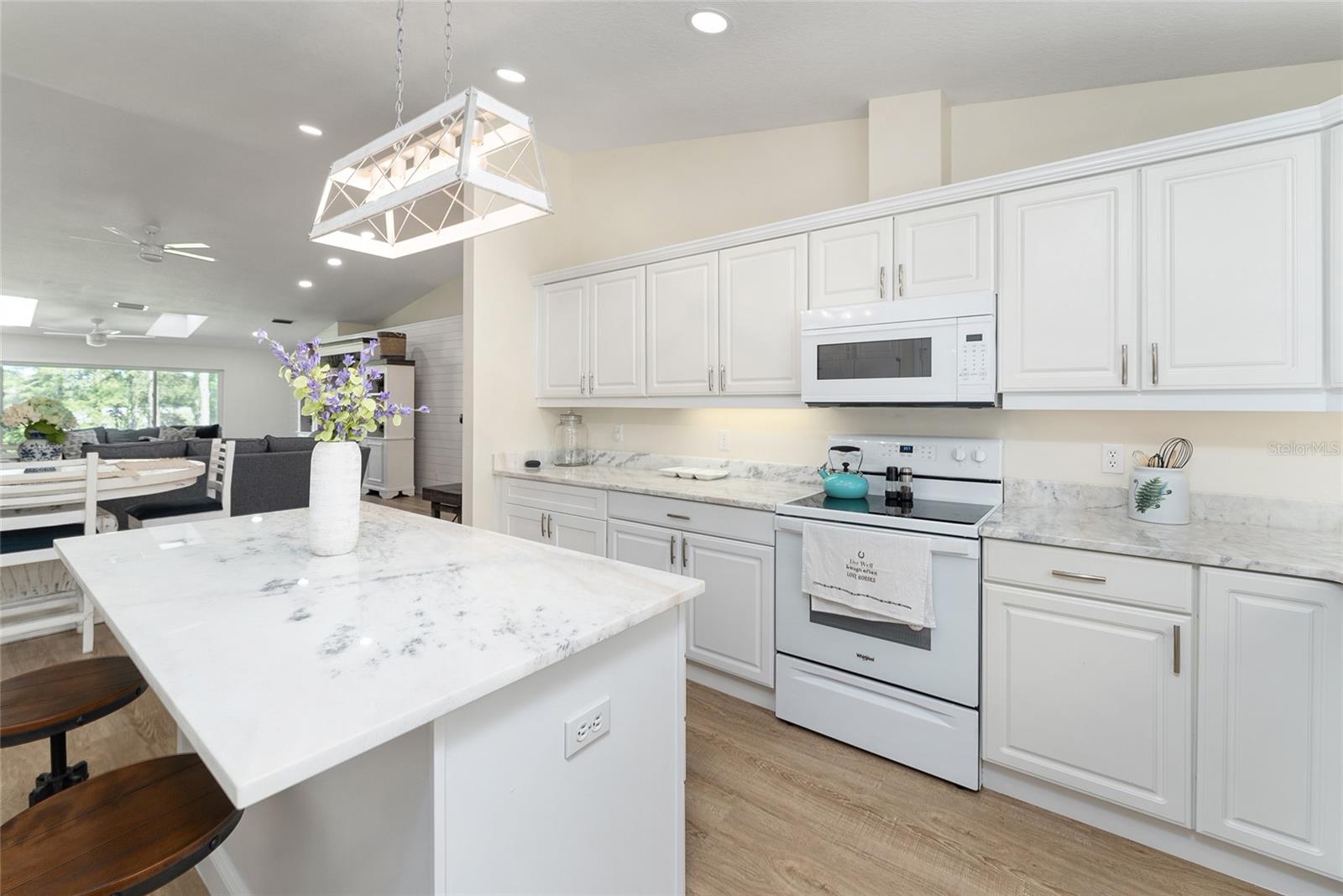 VILLAGE/ASCOT HEATH UN 43 PT - Residential Lease