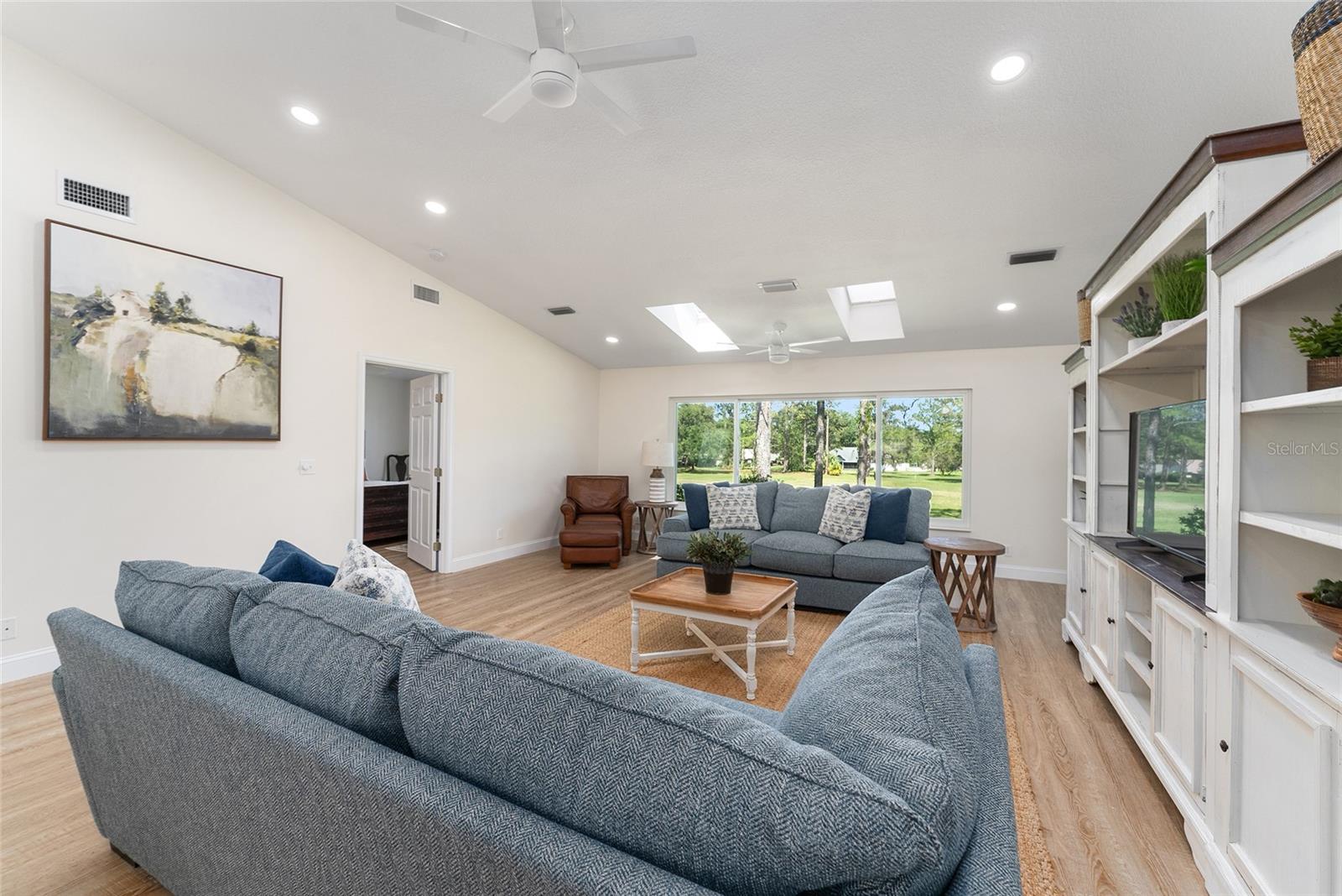 VILLAGE/ASCOT HEATH UN 43 PT - Residential Lease