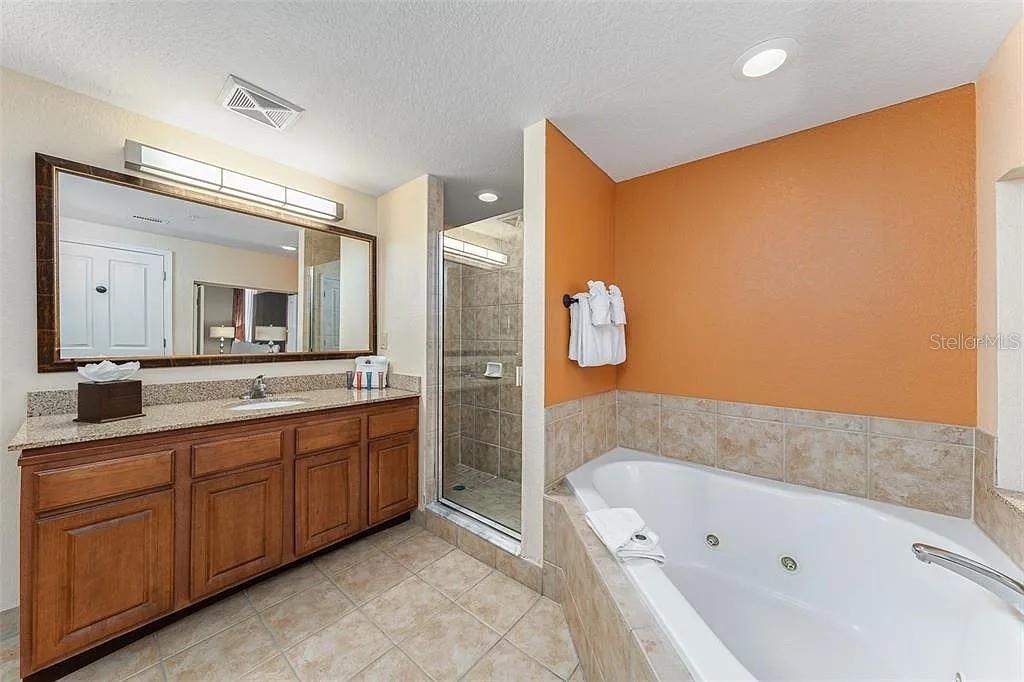 12527 FLORIDAYS RESORT UNIT 101-E DRIVE