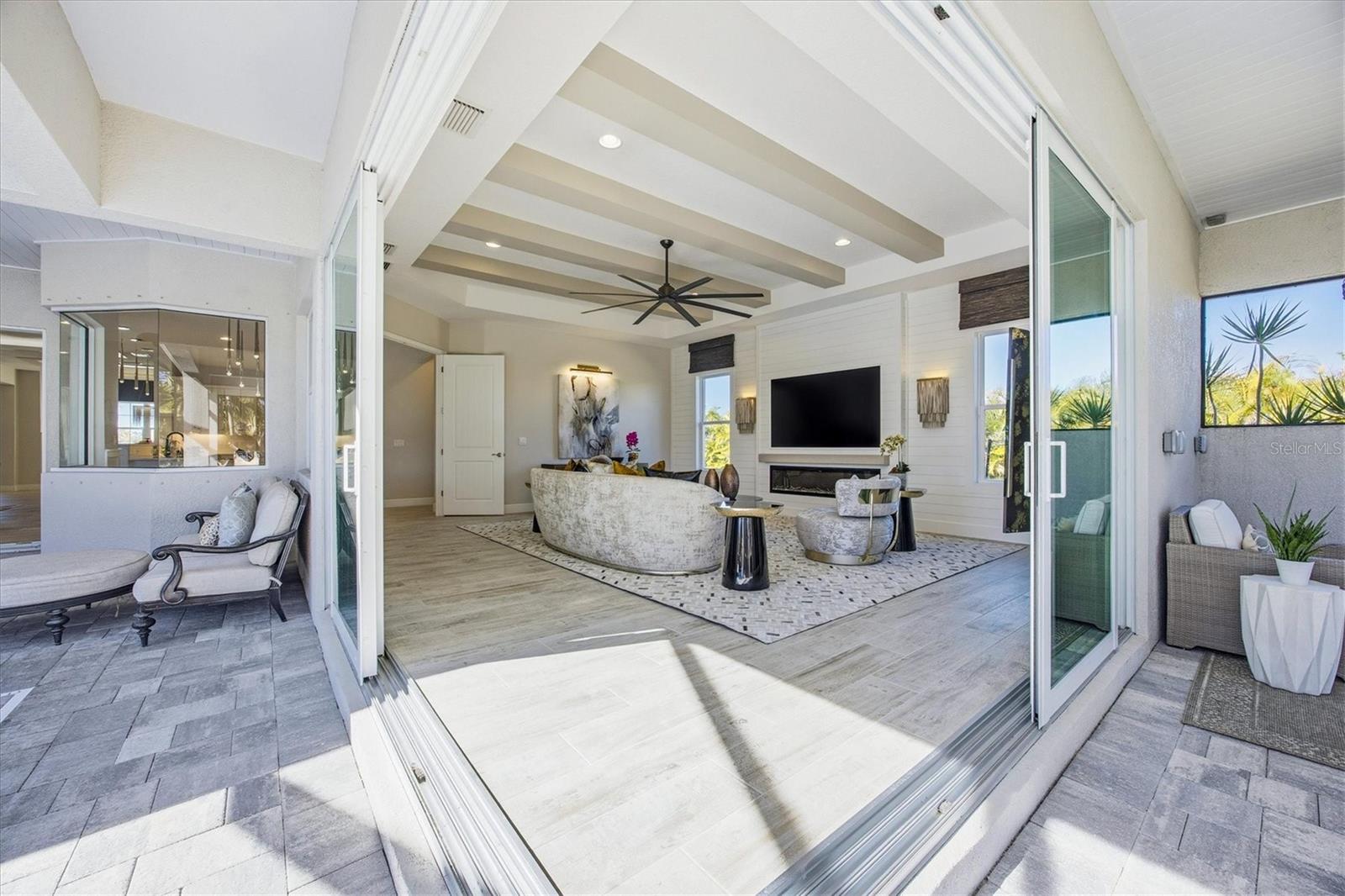 HAMPTON LAKES / AKA INDIAN LAKES - Residential