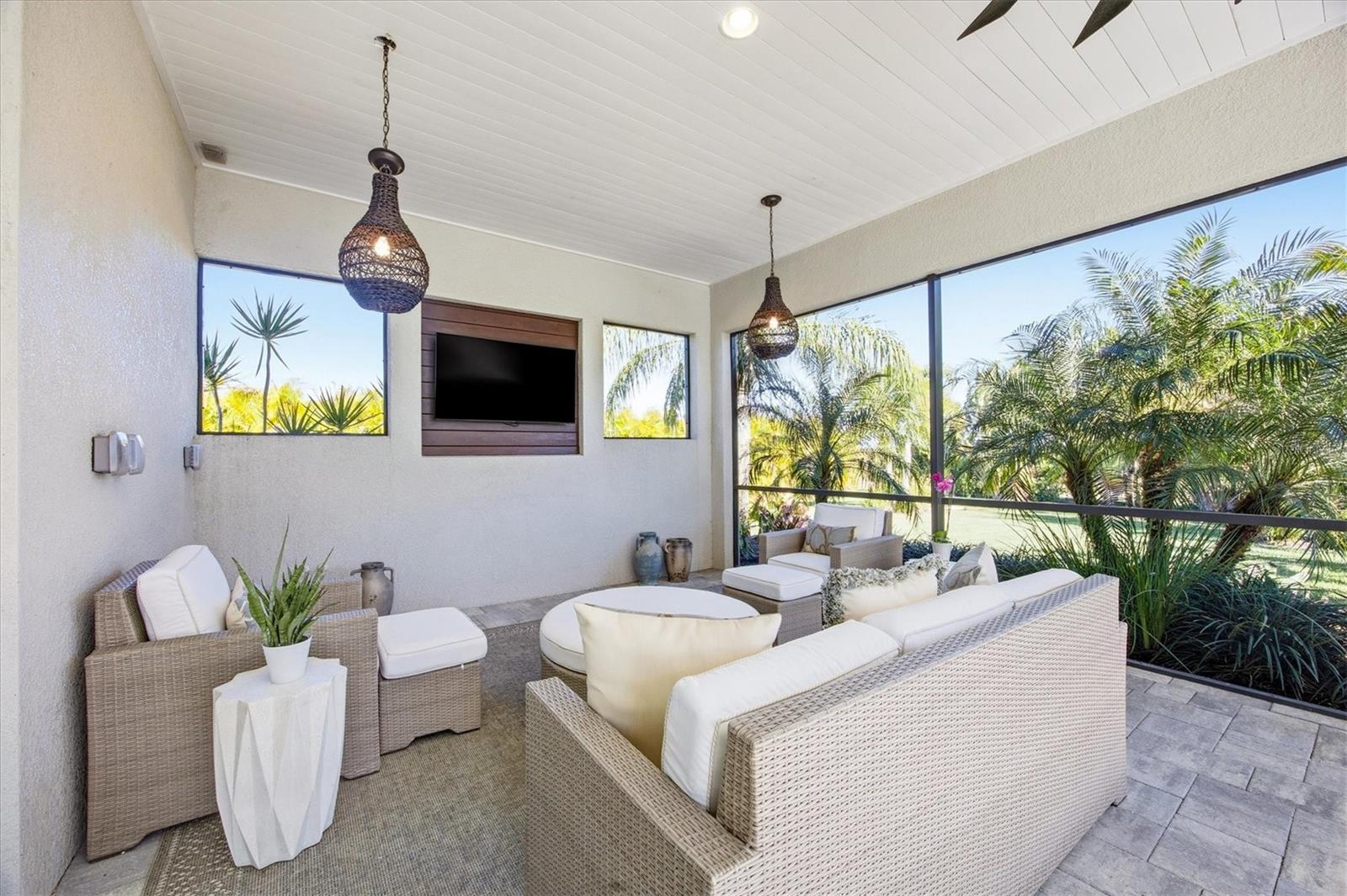 HAMPTON LAKES / AKA INDIAN LAKES - Residential