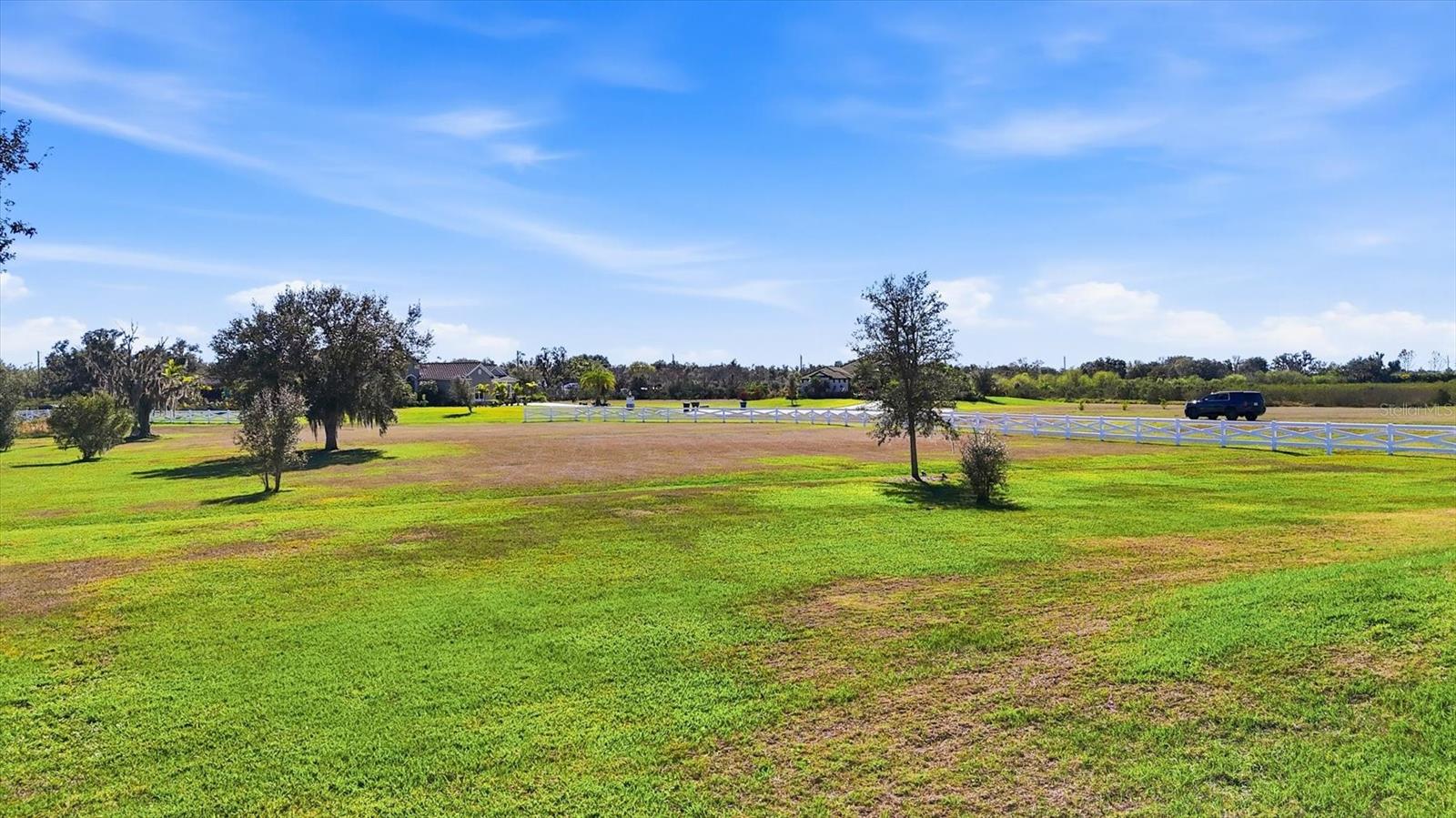 HAMPTON LAKES / AKA INDIAN LAKES - Residential