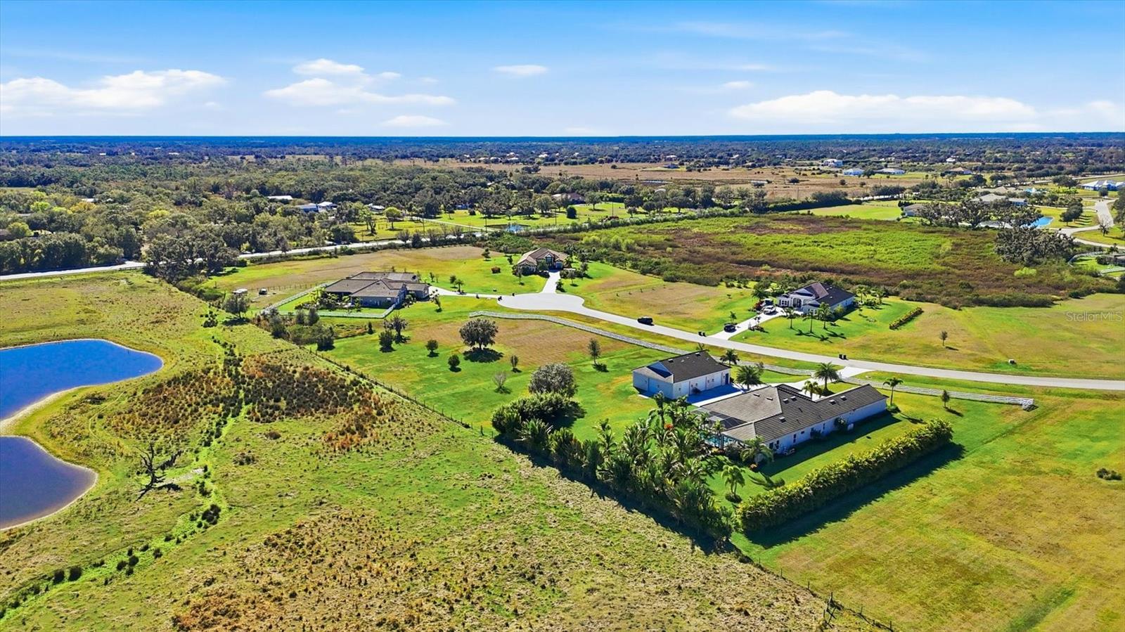 HAMPTON LAKES / AKA INDIAN LAKES - Residential