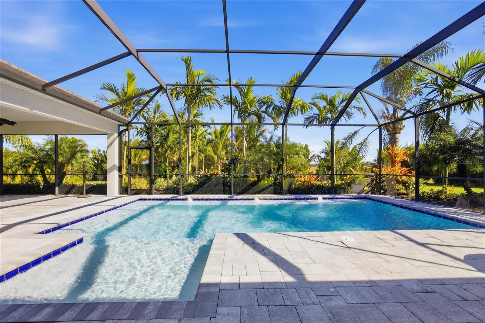 HAMPTON LAKES / AKA INDIAN LAKES - Residential