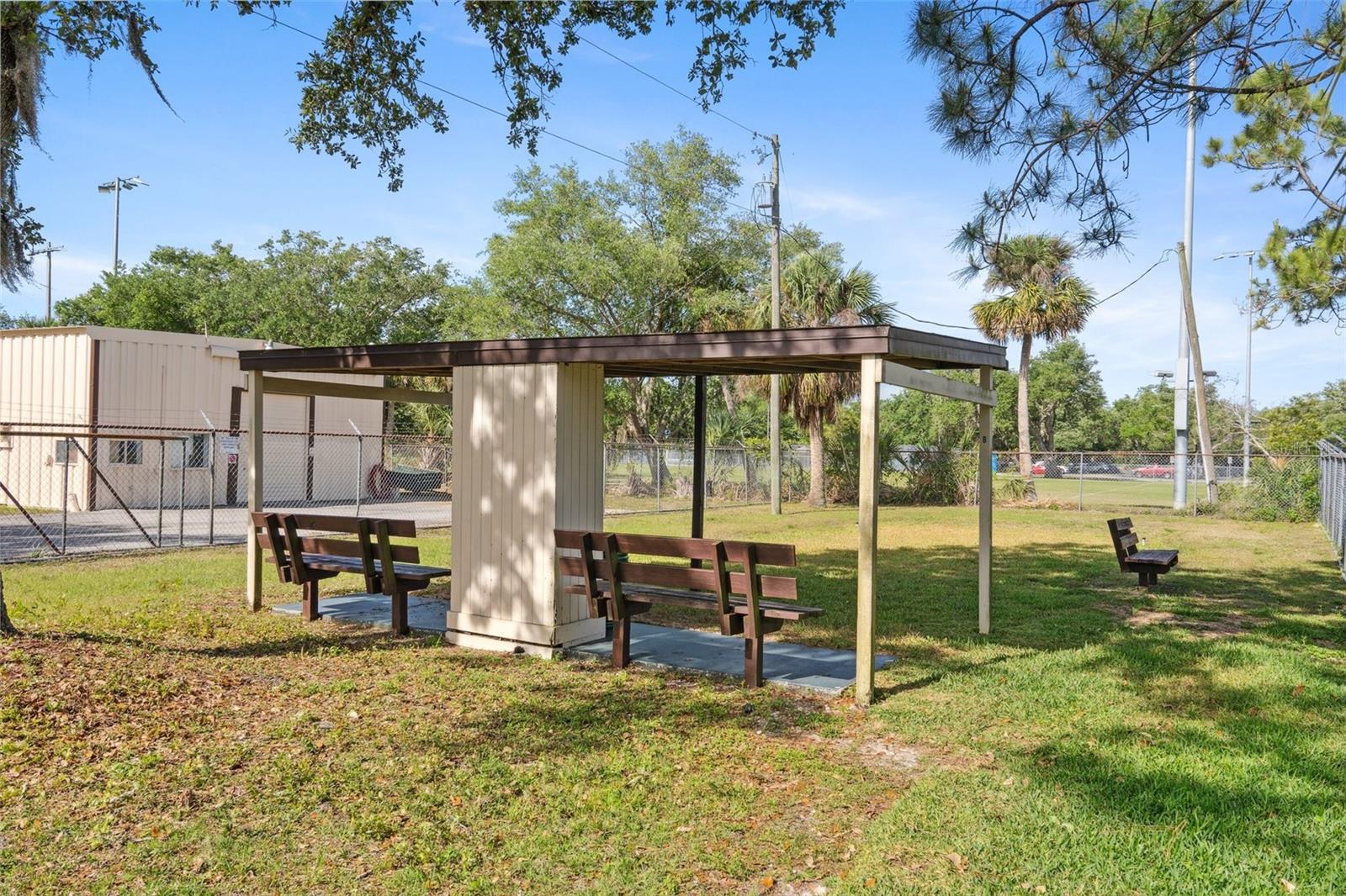 OAKS 03 - Residential