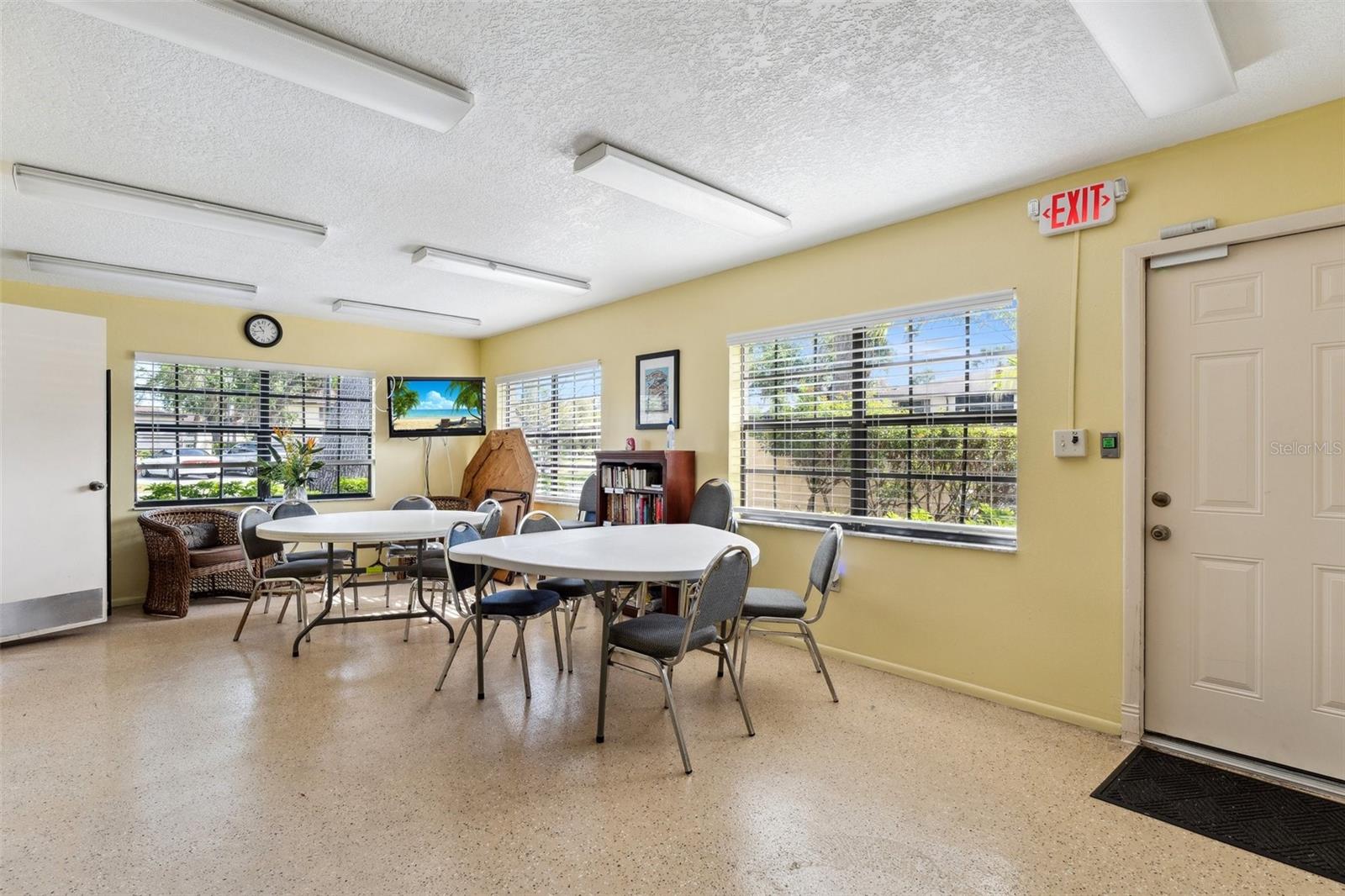 OAKS 03 - Residential