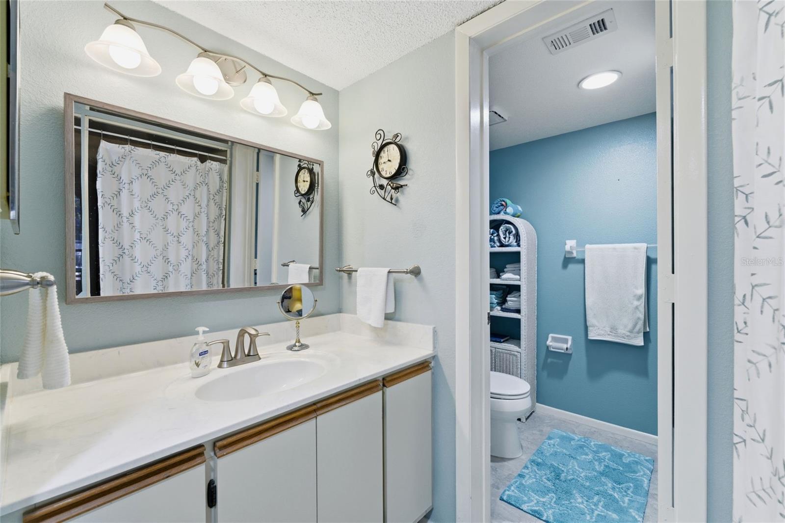 OAKS 03 - Residential