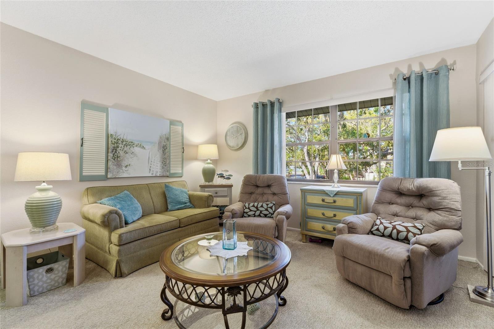 OAKS 03 - Residential