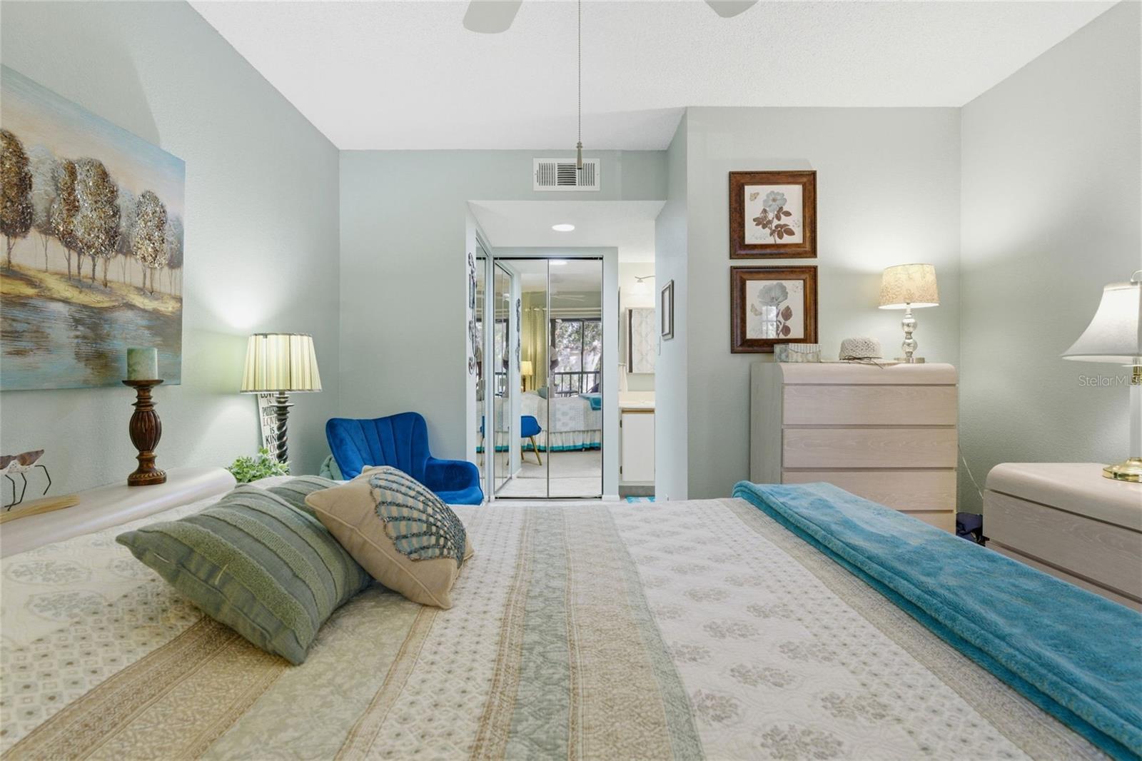 OAKS 03 - Residential