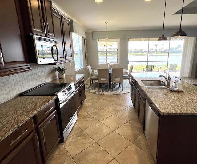 TALON BAY - Residential