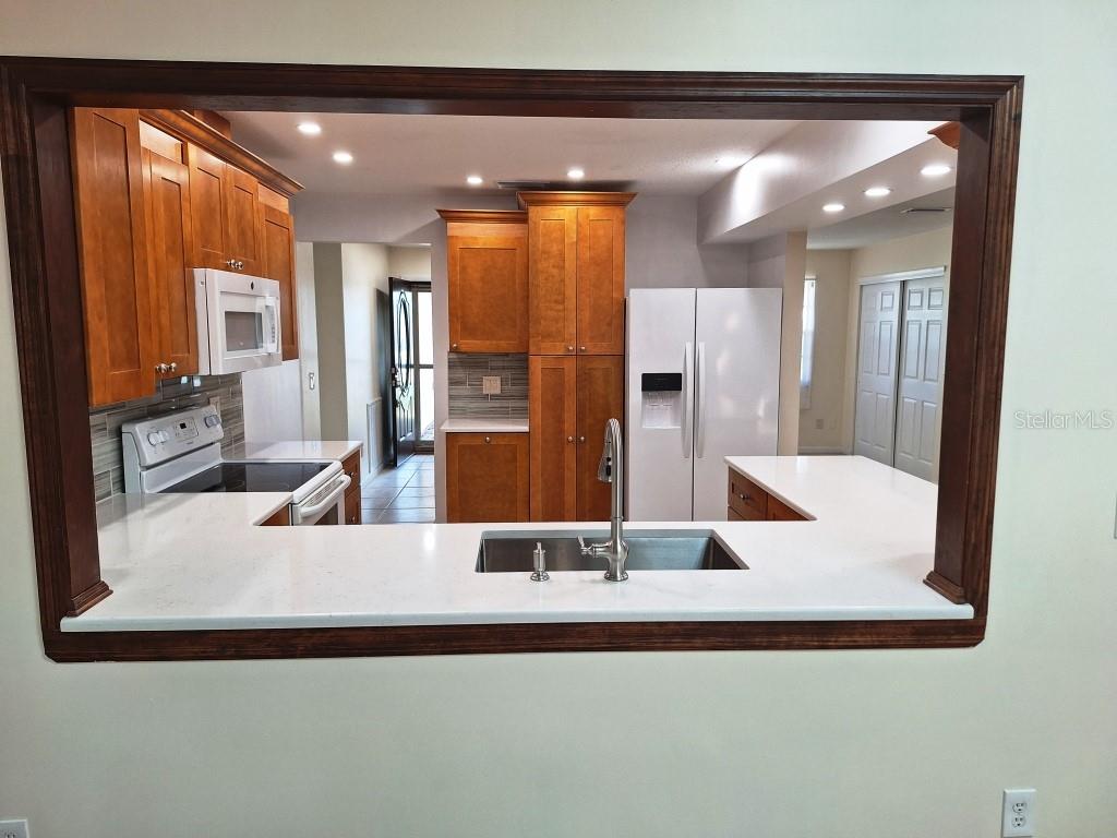 CHARTER OAKS - Residential Lease