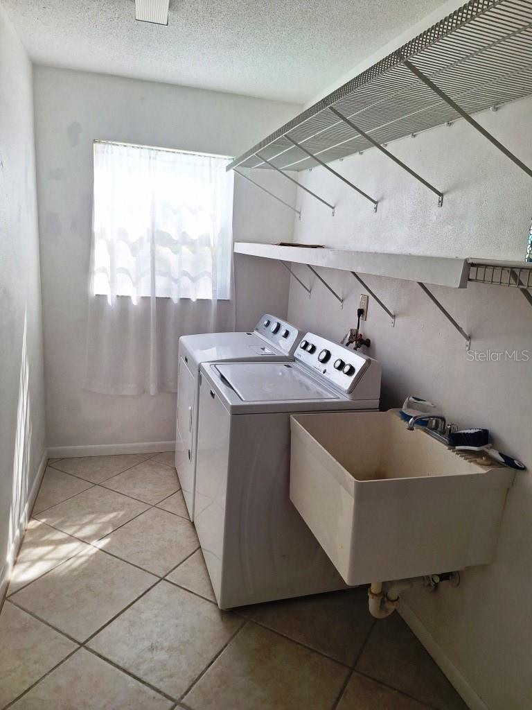 CHARTER OAKS - Residential Lease