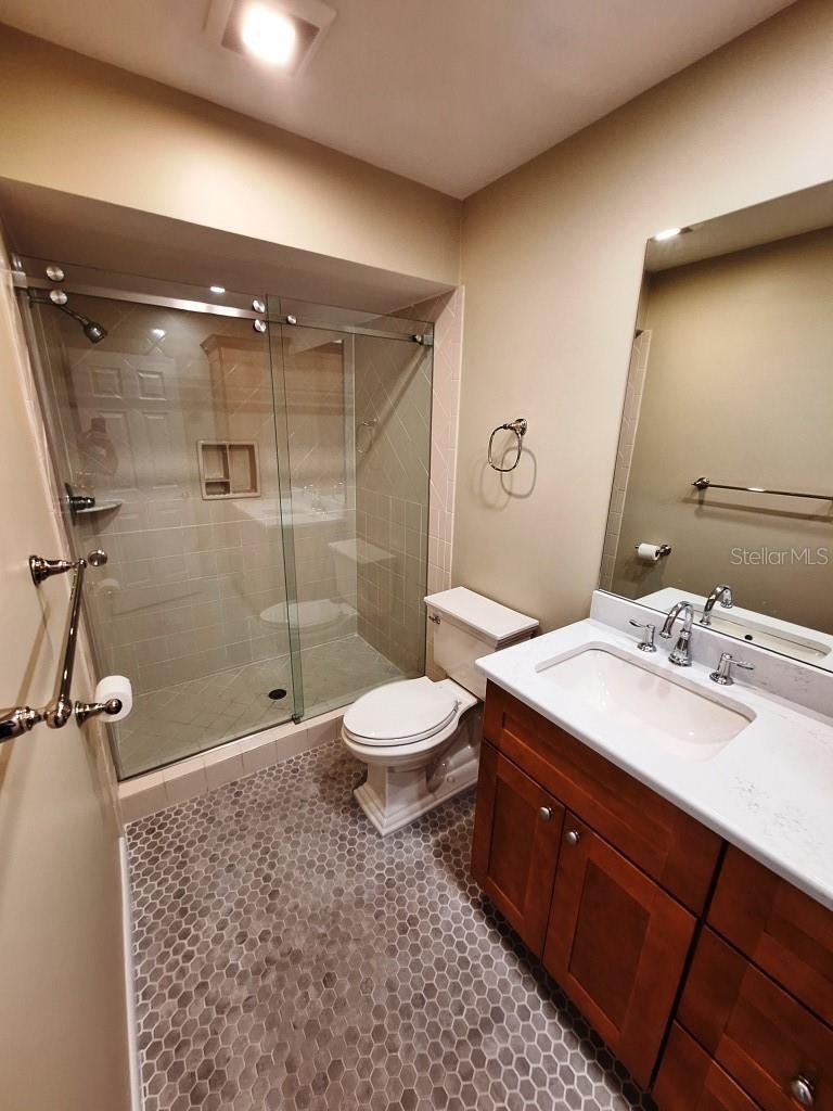 CHARTER OAKS - Residential Lease