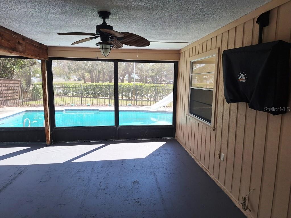 CHARTER OAKS - Residential Lease