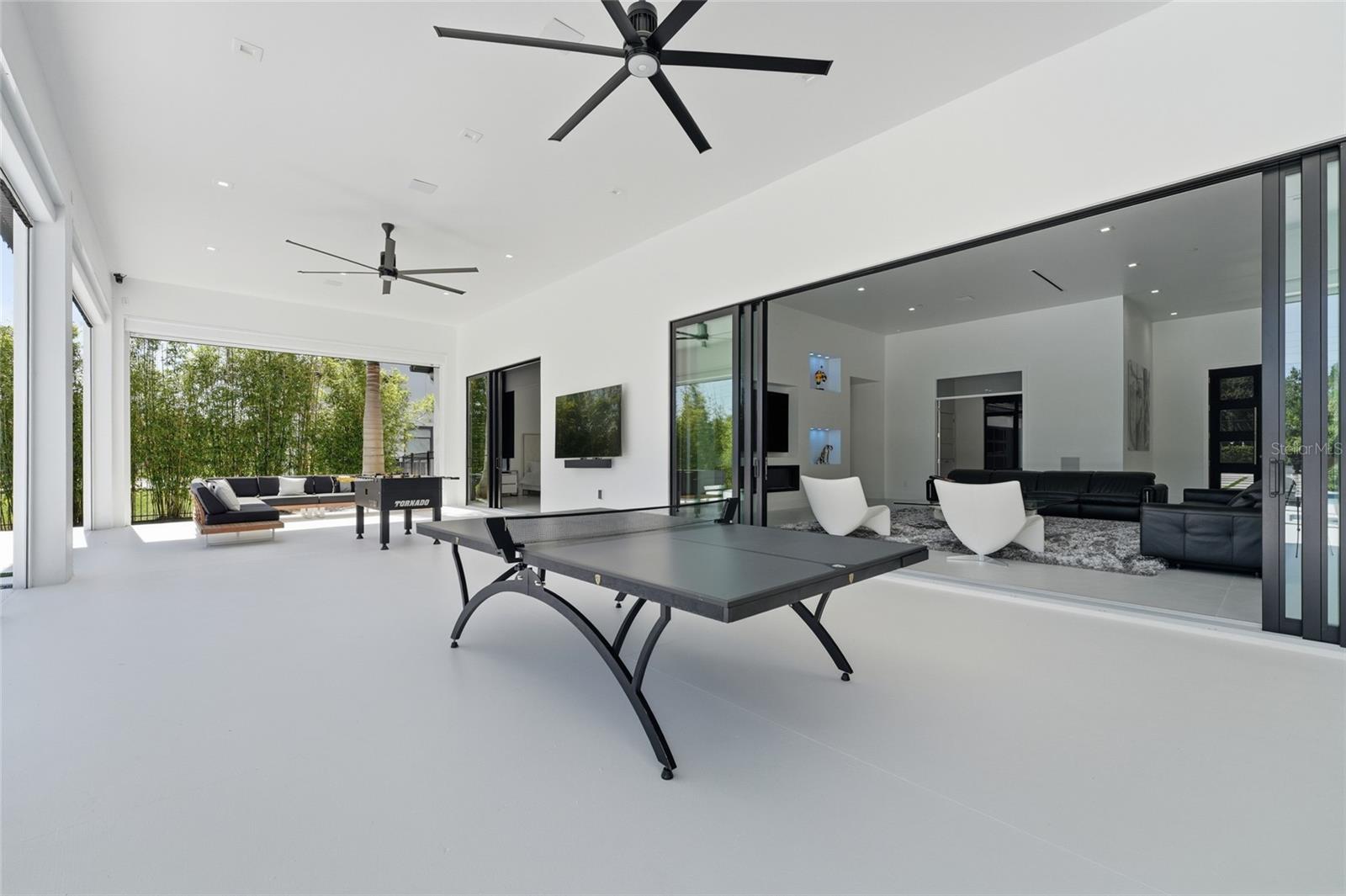 WATERSIDE II - Residential