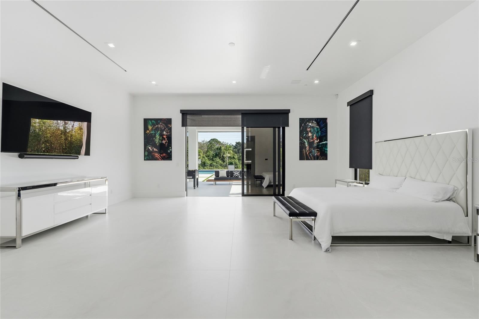 WATERSIDE II - Residential