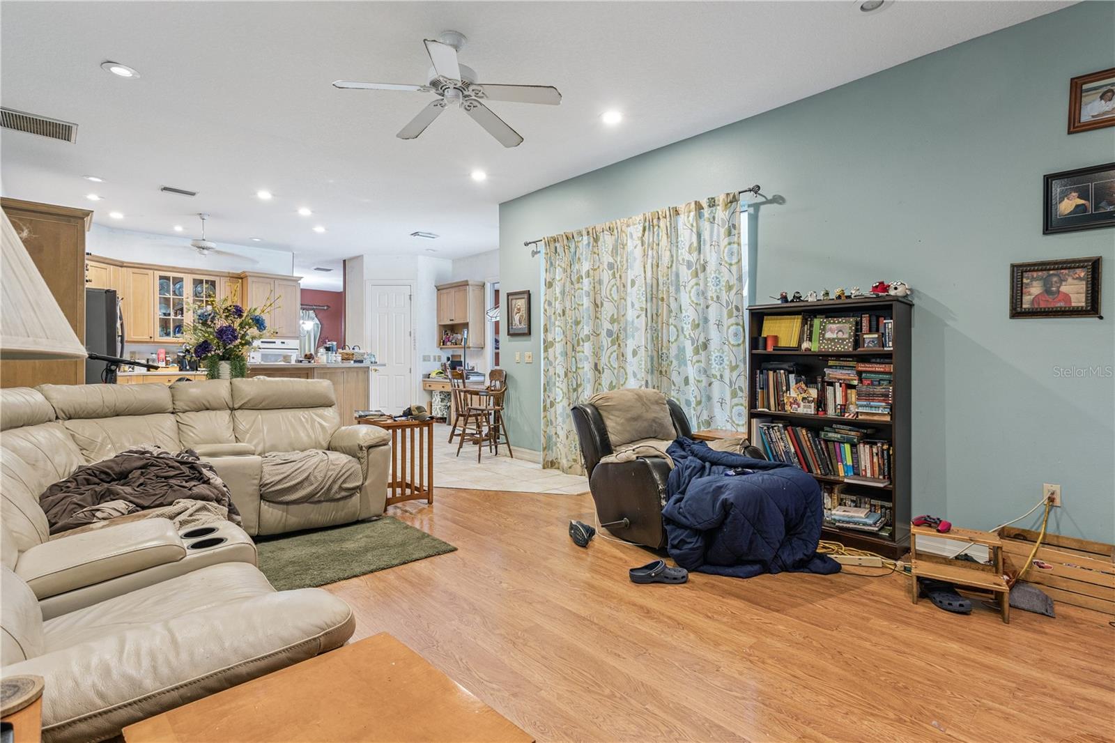 OAK VIEW ESTATES - Residential