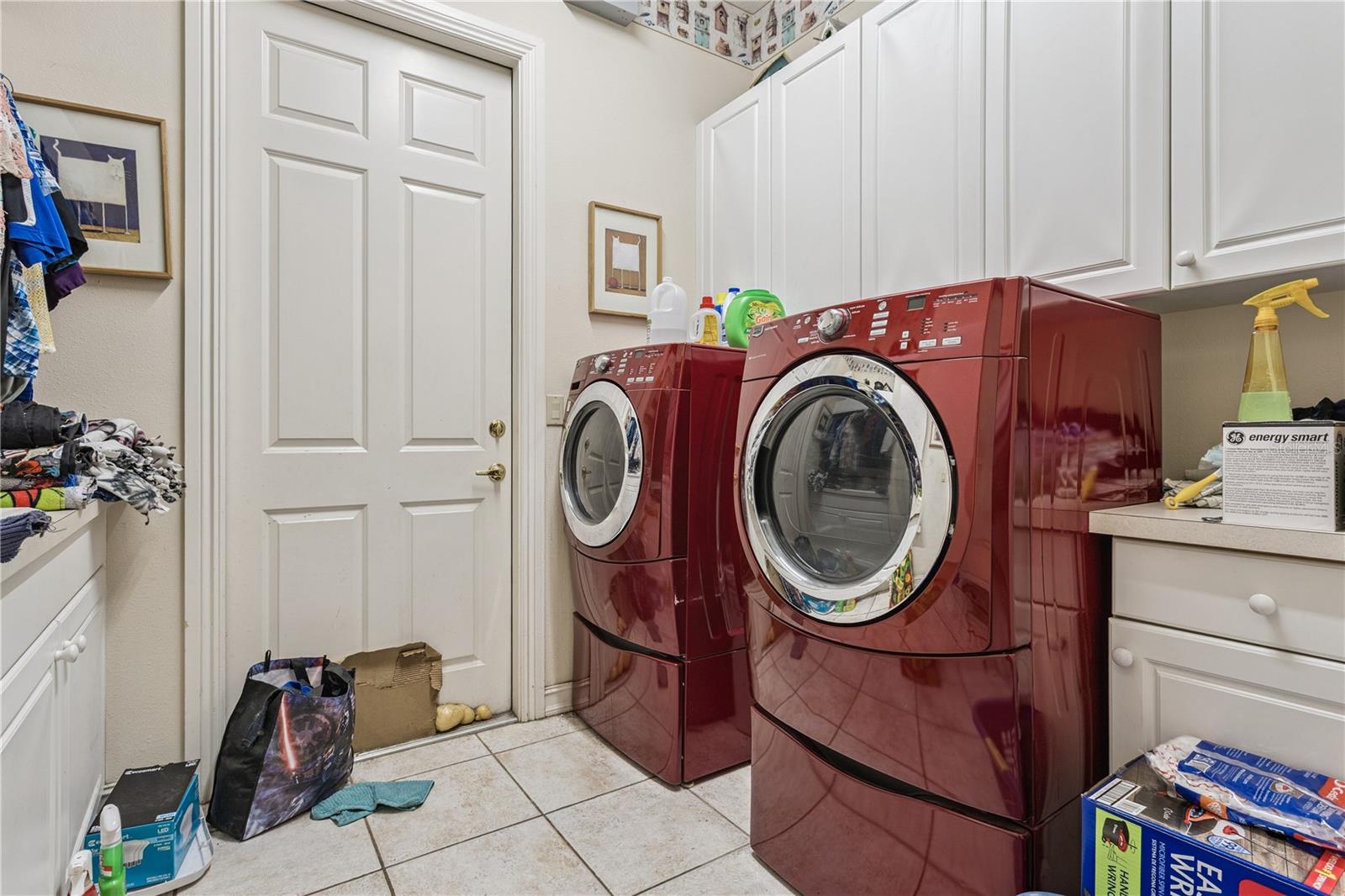 OAK VIEW ESTATES - Residential