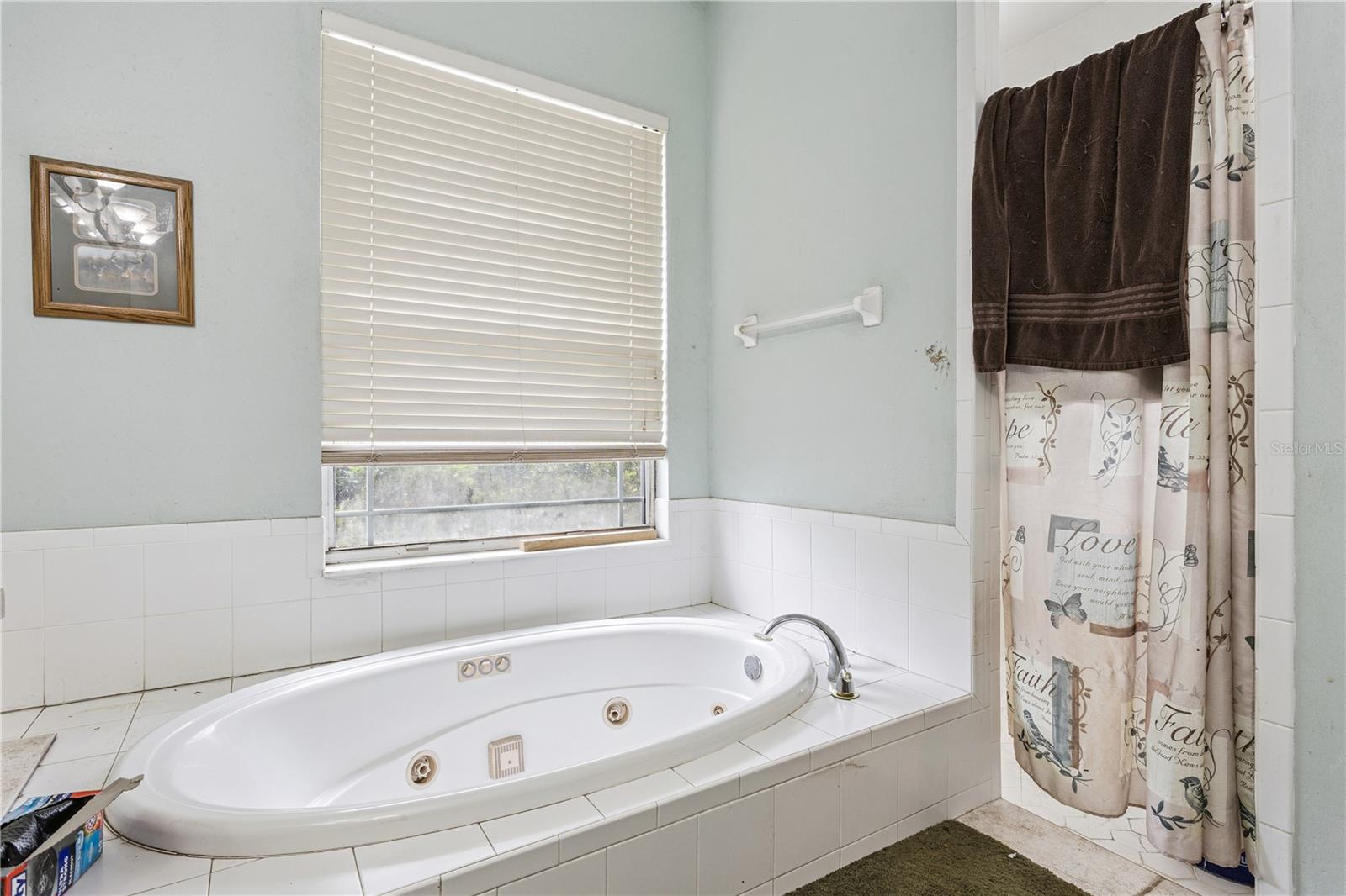 OAK VIEW ESTATES - Residential