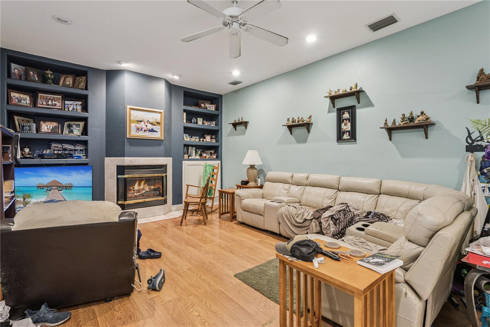 OAK VIEW ESTATES - Residential