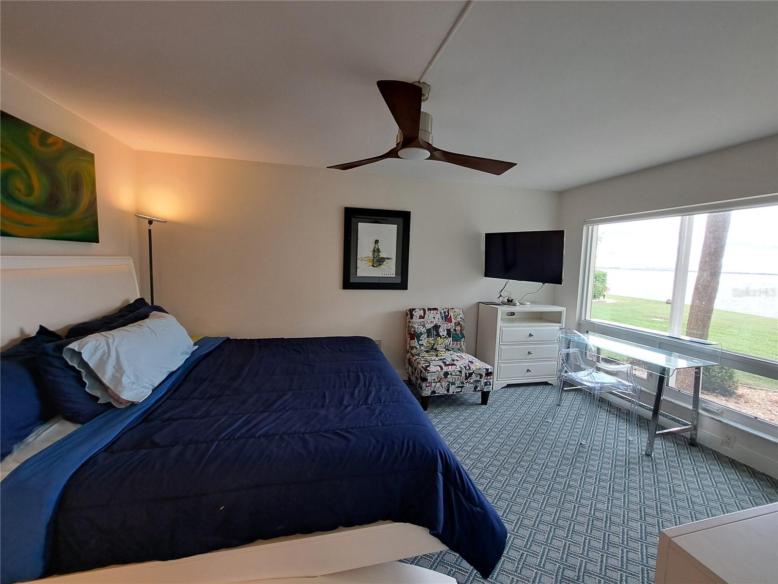 COLONY POINT - Residential Lease