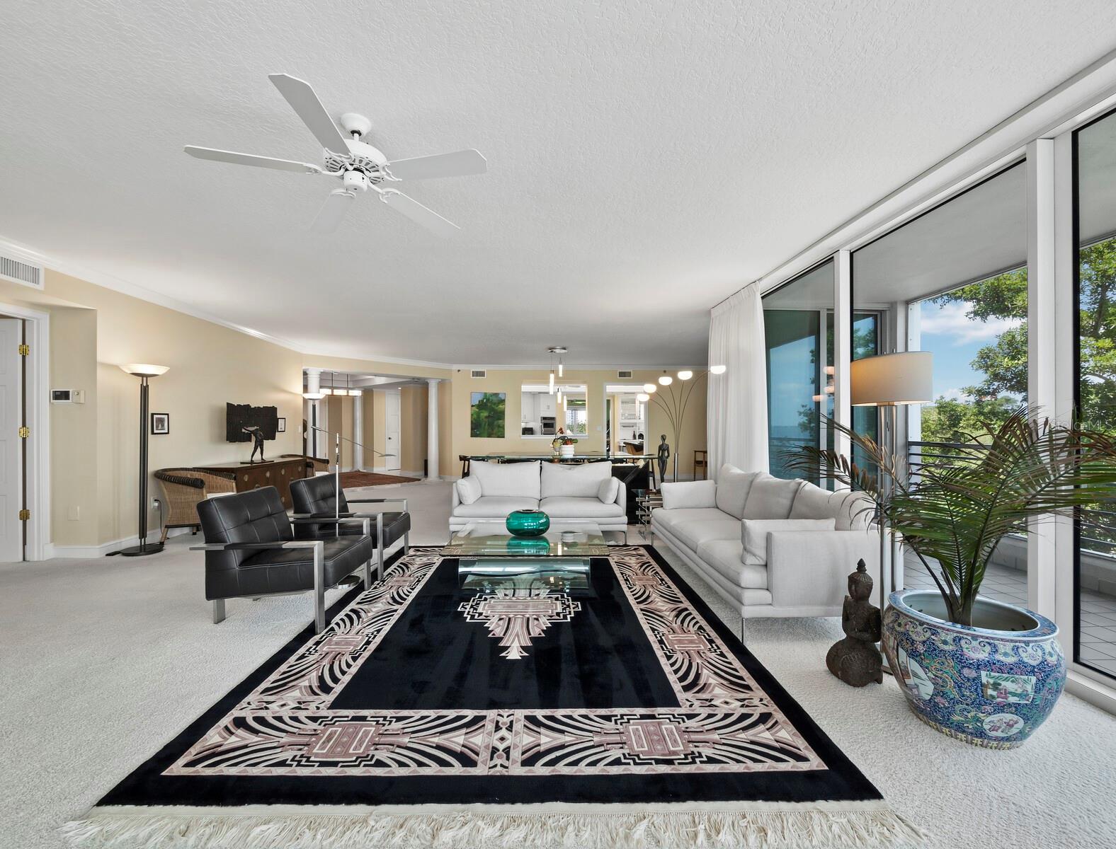 MARINA BAY - Residential