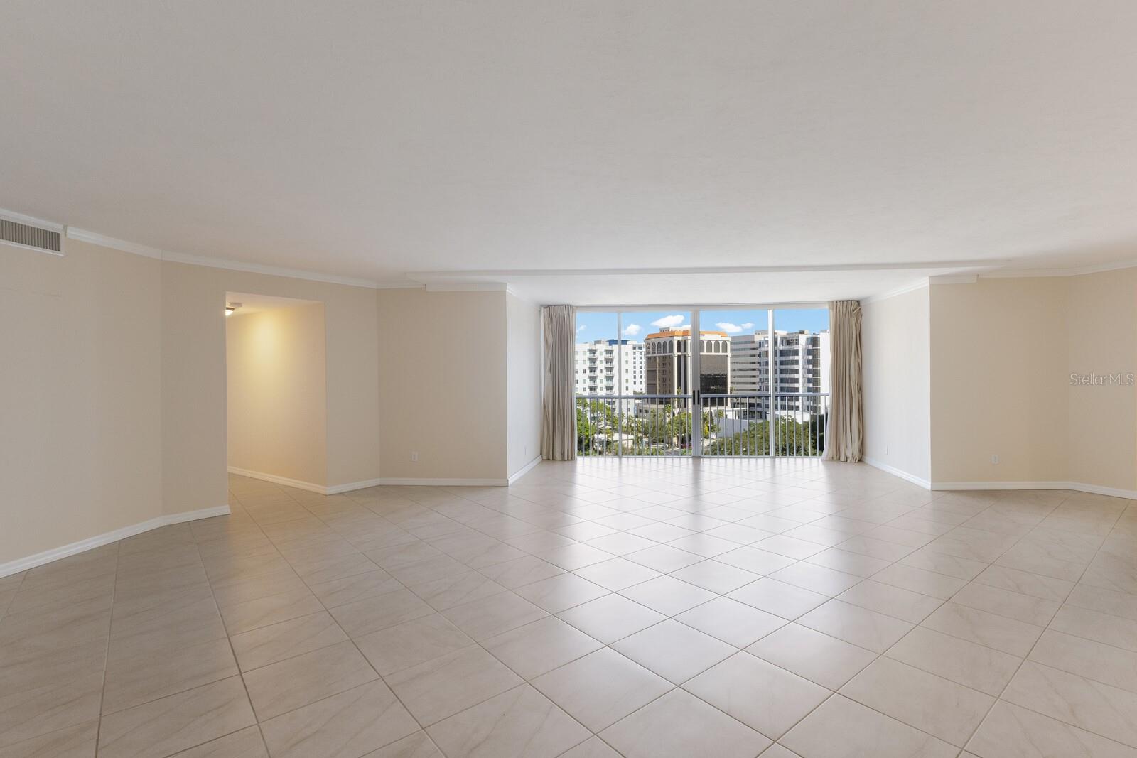 435 S GULFSTREAM AVENUE 1005