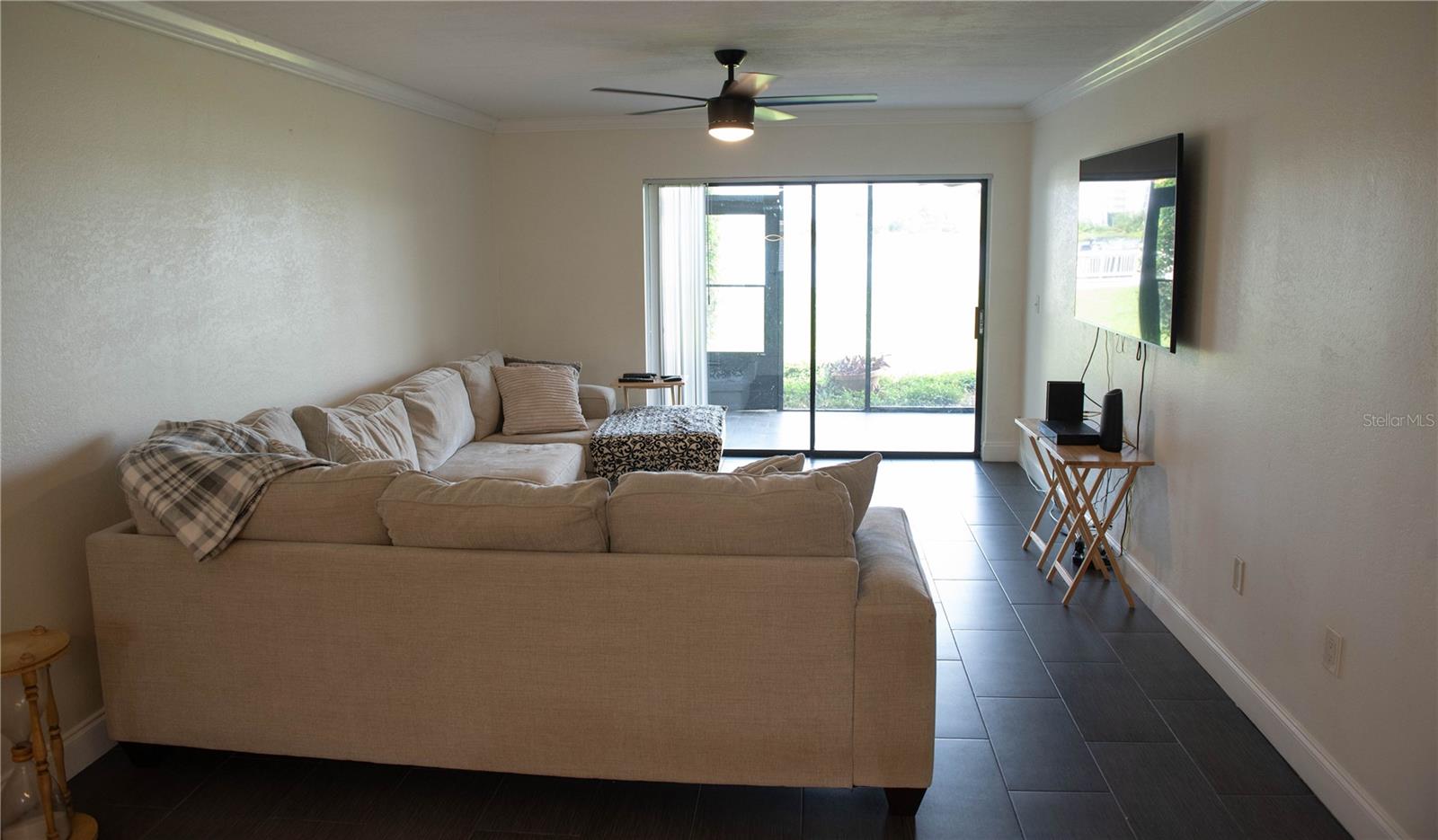 FAIRVIEW VISTA CONDO PH 01 - Residential Lease