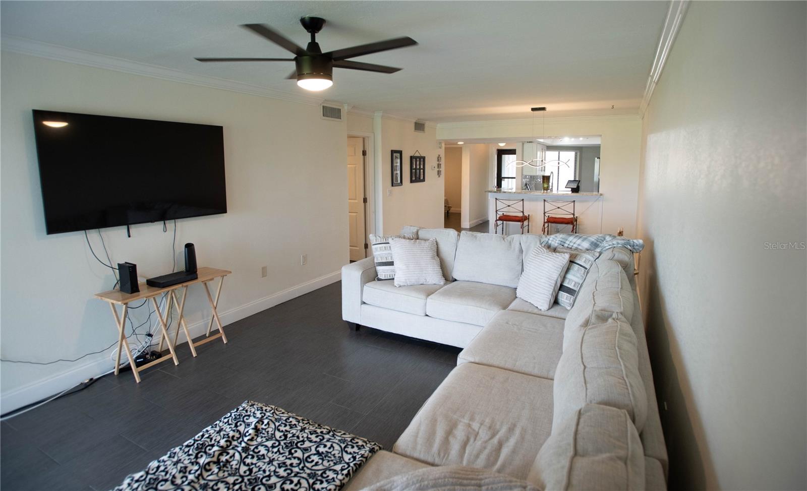 FAIRVIEW VISTA CONDO PH 01 - Residential Lease