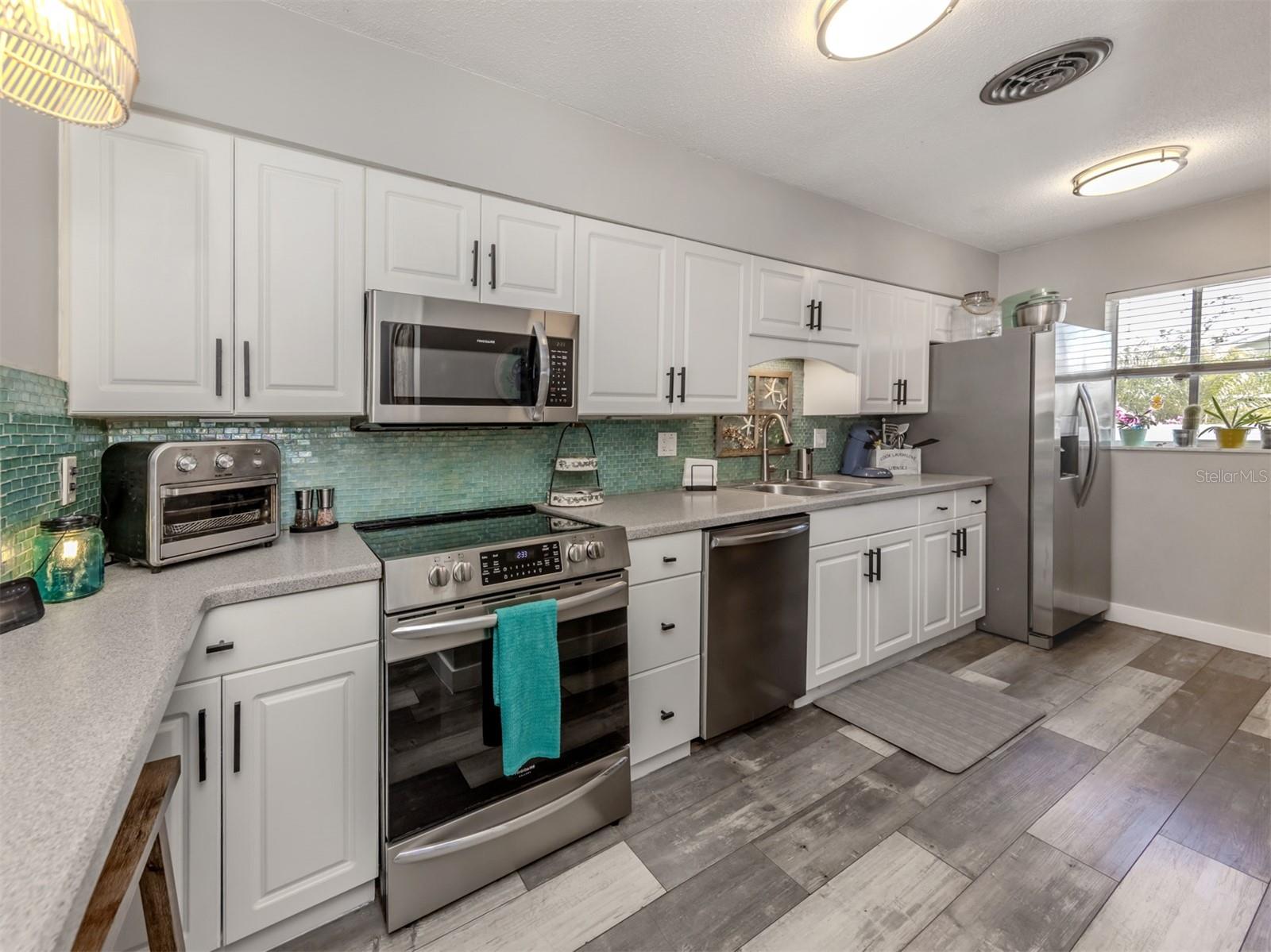 335 ENGLEWOOD ISLES PARKWAY 55