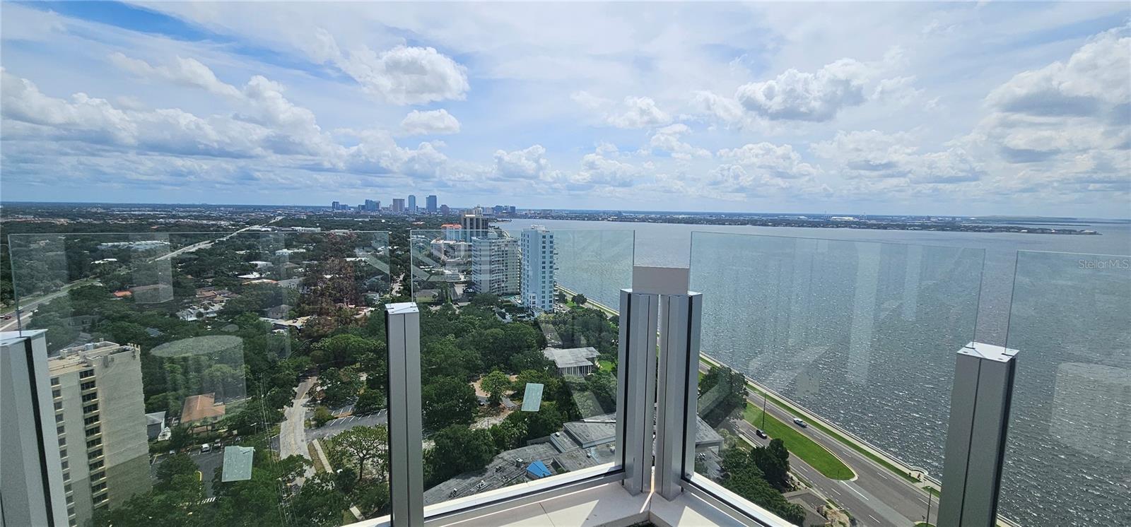 ALTURA BAYSHORE CONDO - Residential Lease