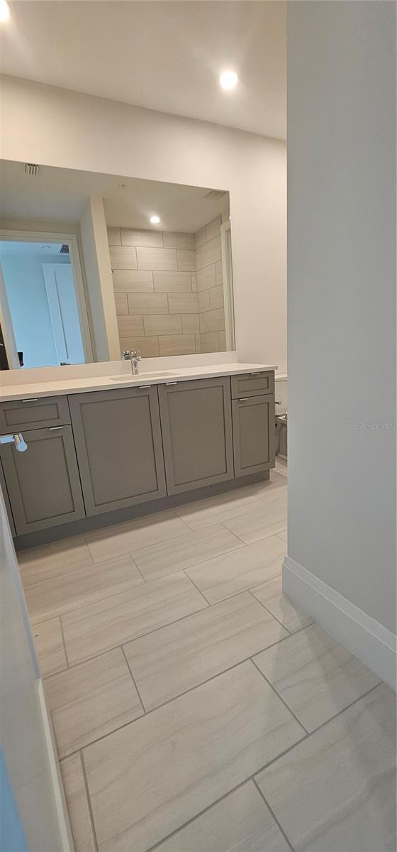 ALTURA BAYSHORE CONDO - Residential Lease