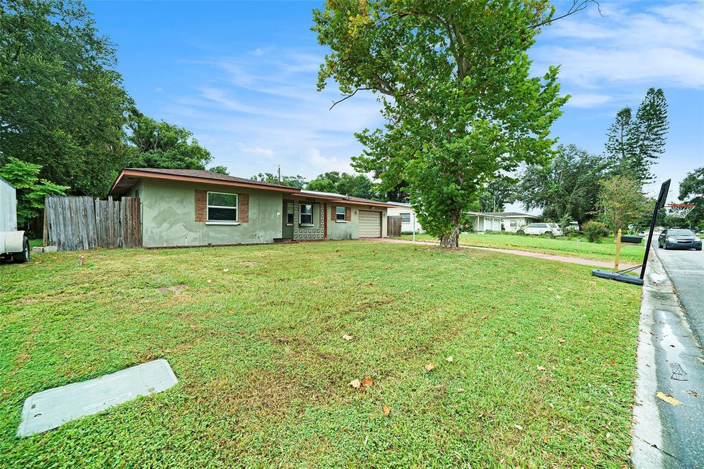 Photo of 1409 Nelson Avenue, Clearwater, FL 33755 (MLS # TB8432853)