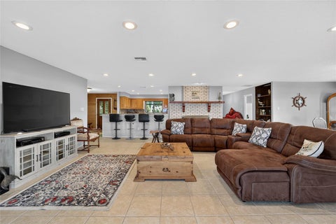 Tiny photo for 13200 E Highway 25, Ocklawaha, FL 32179 (MLS # OM727638)