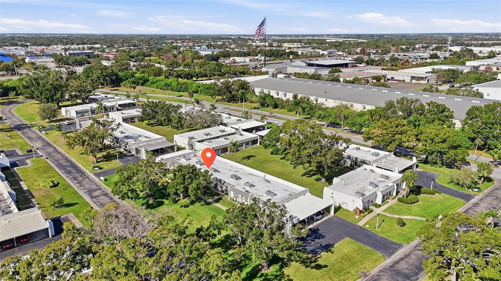 LAKES VILLAS CONDO I - Residential Lease