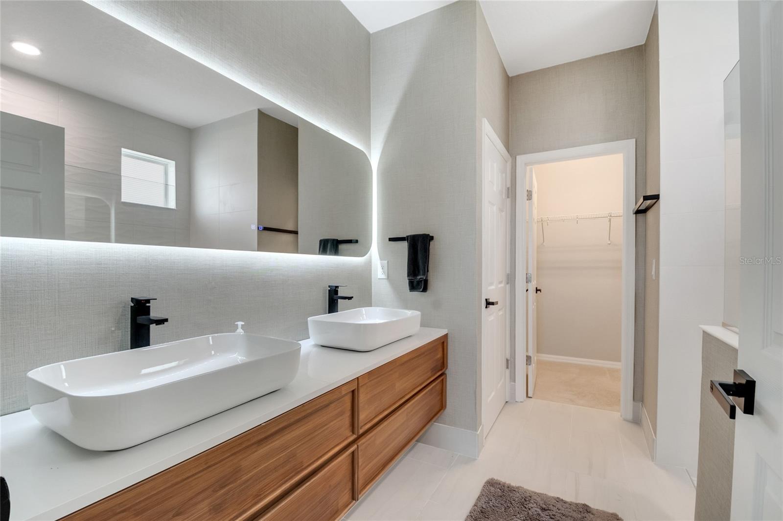 TAPESTRY PH 4 - Residential Lease