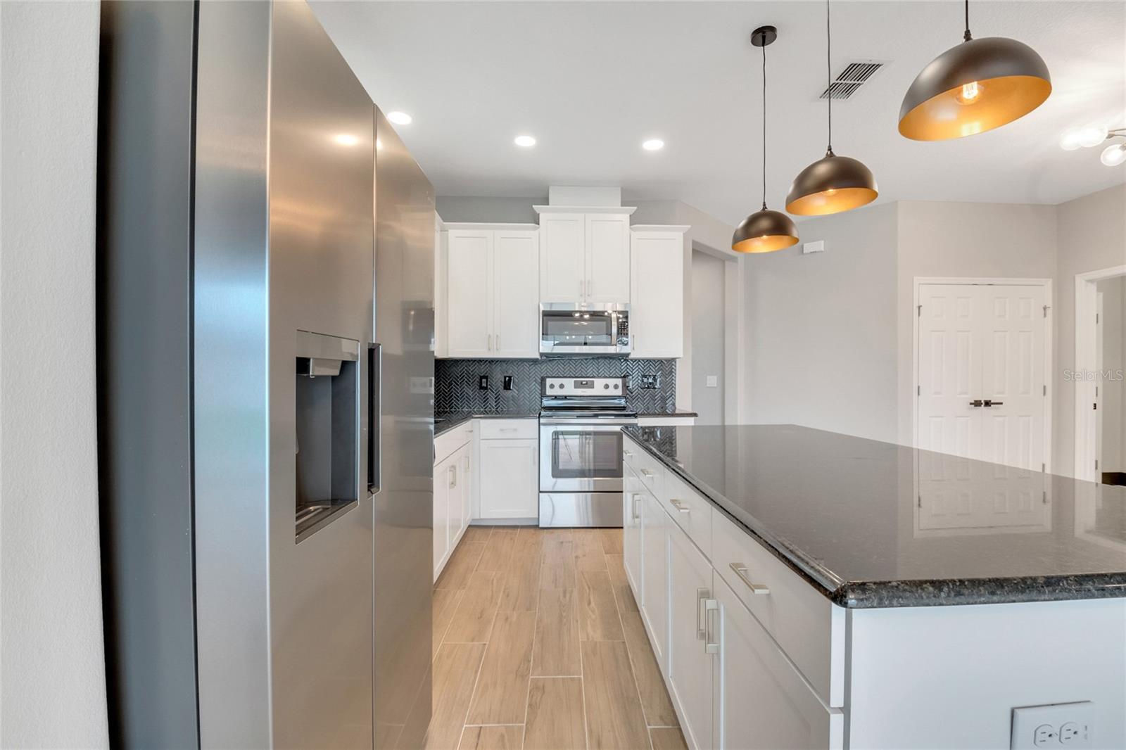 TAPESTRY PH 4 - Residential Lease