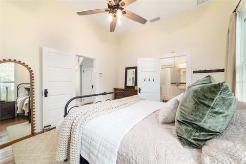 Tiny photo for 605 SE Tuscawilla Avenue, Ocala, FL 34471 (MLS # OM722319)