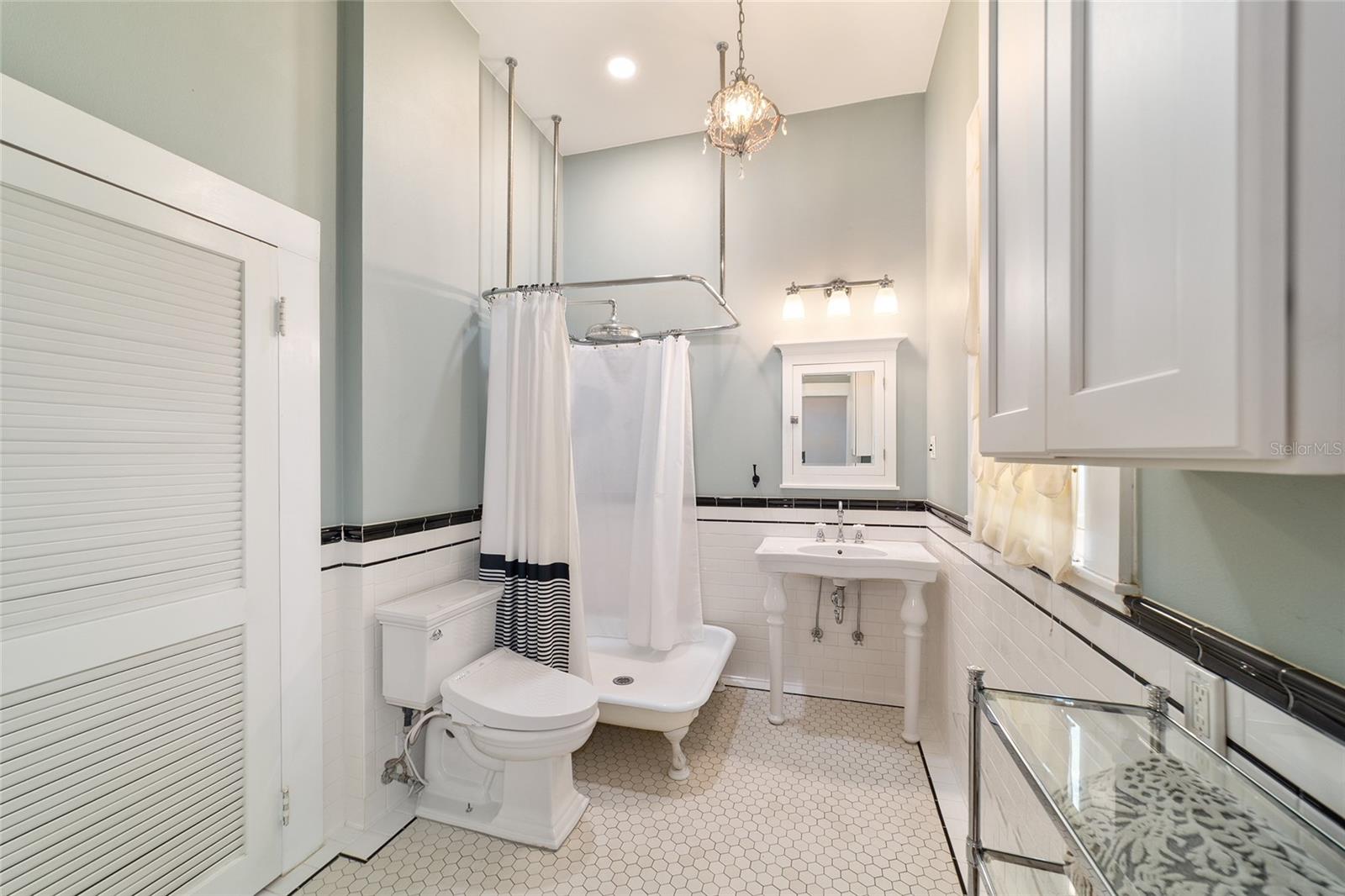 CALDWELLS ADD - Residential