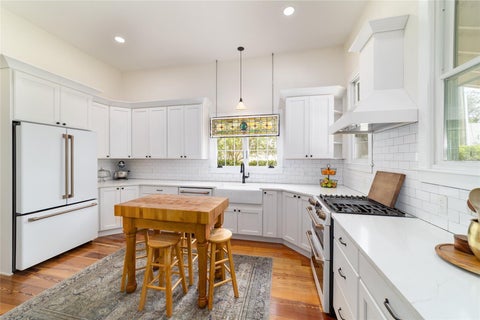 Tiny photo for 605 SE Tuscawilla Avenue, Ocala, FL 34471 (MLS # OM722319)