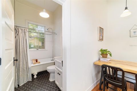 Tiny photo for 605 SE Tuscawilla Avenue, Ocala, FL 34471 (MLS # OM722319)